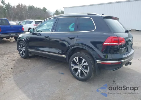 2017 Volkswagen Touareg V6 Wolfsburg Edition from USA, damaged, VIN WVGRF7BP6HD006412